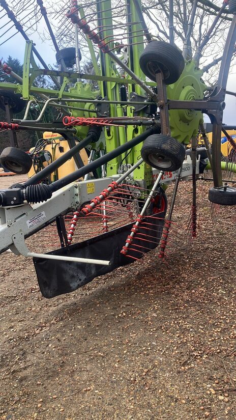 Grābeklis Claas 2900