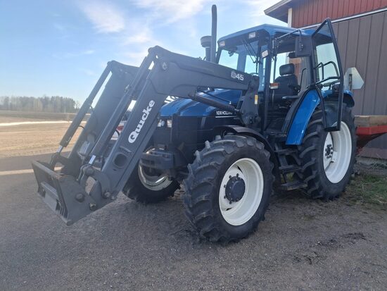 Traktors New Holland ts100