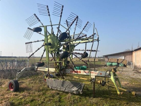 Grābeklis Claas Liner 880