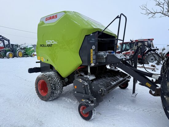 Ruļļu prese Claas 520RC