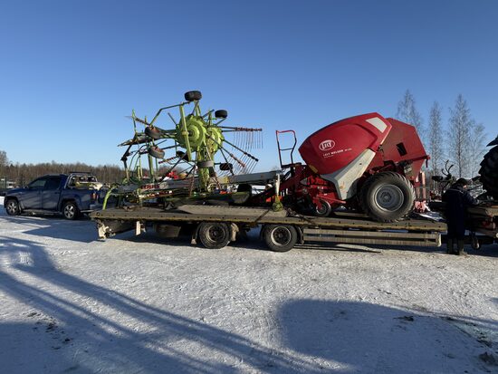 Ruļļu prese Welger Lely RP245