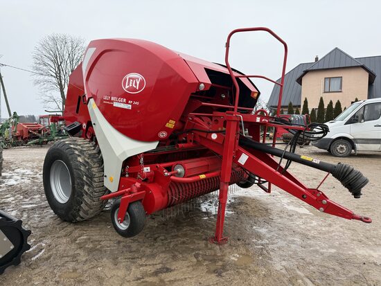 Ruļļu prese LeLy Welger RP245