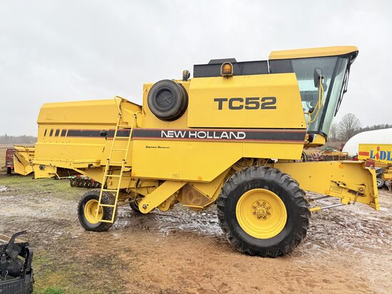 New Holland TC52