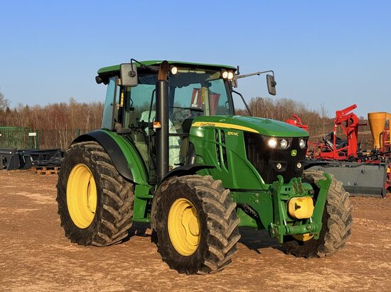 John Deere 6110 ar priekšas jūgvārpstu