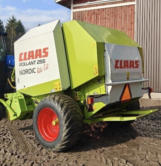 Ruļļu prese Claas 255