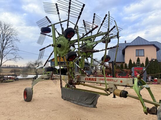 Grābeklis Claas Liner 880