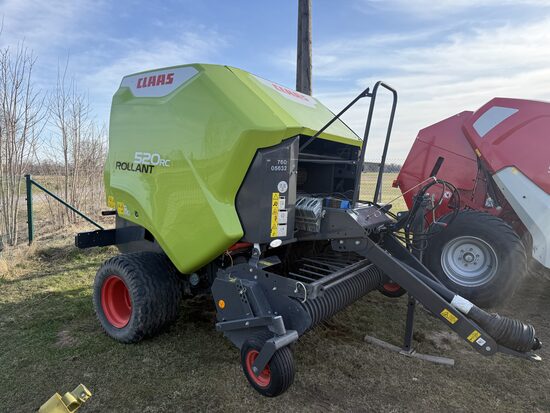 Ruļļu prese Claas 520RC