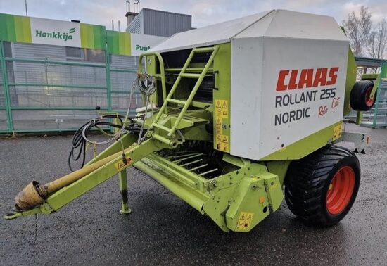 Ruļļu prese Claas roto Cut 255