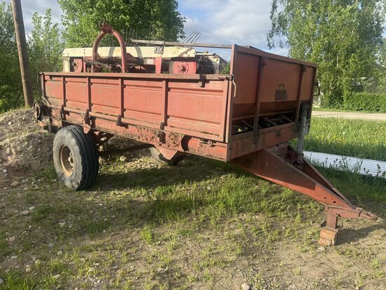 Mēslu ārdītājs Rou -4