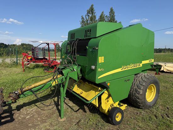 Ruļļu prese John Deere 578 Maxi Cut 