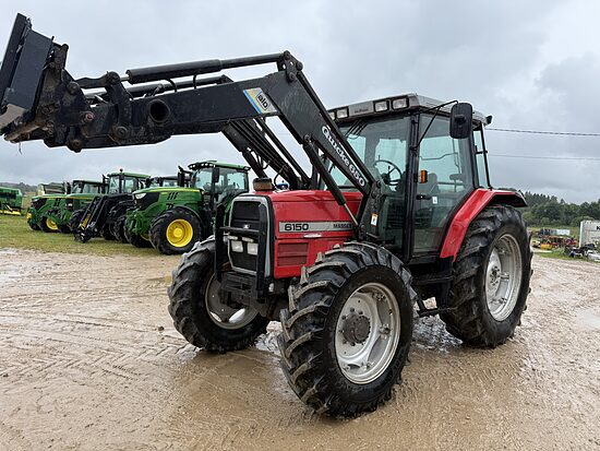 Traktors Massey Ferguson 6150 ar frontālo iekrāvēju Quicke 