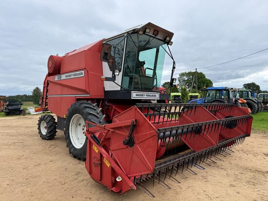 Kombains Massey Ferguson 25