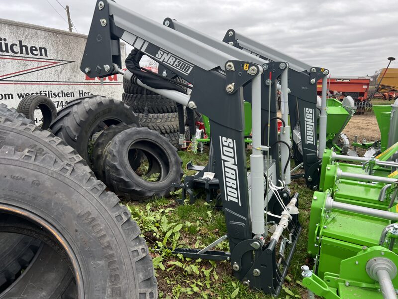 Frontālais iekrāvējs Sonarol SNR300