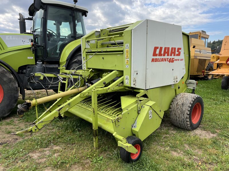 Ruļļu prese Claas 46 roto cut