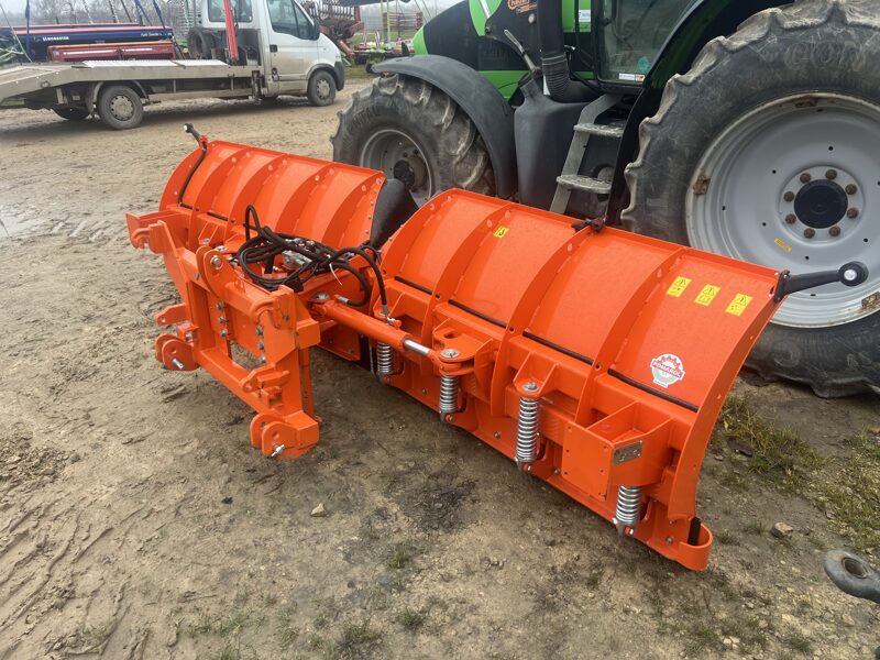 Sniega lāpsta Pomarol V301/4