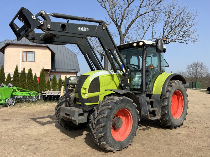 Traktors Claas 657